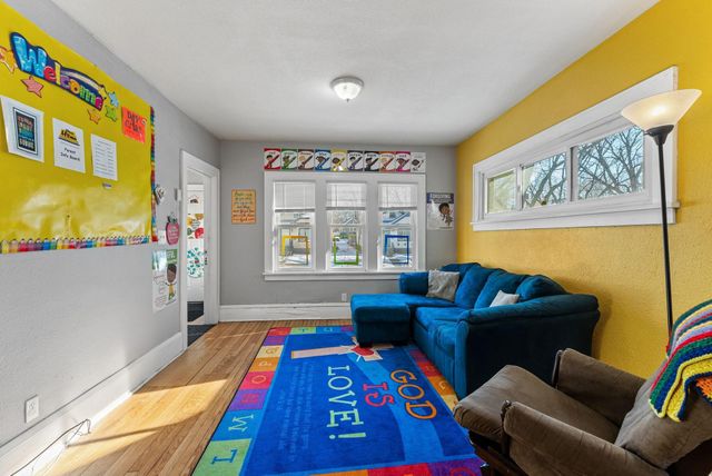 3315 Newton Avenue N, Minneapolis, MN 55412