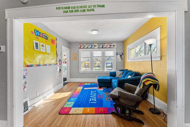 3315 Newton Avenue N, Minneapolis, MN 55412