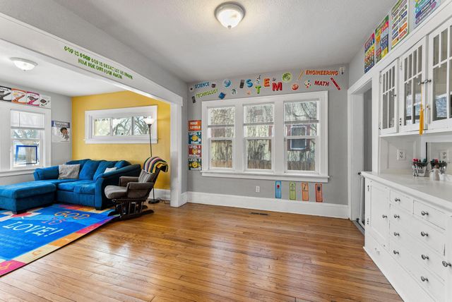 3315 Newton Avenue N, Minneapolis, MN 55412