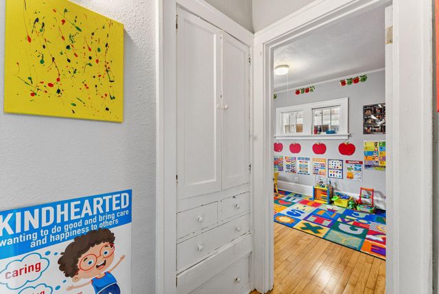 3315 Newton Avenue N, Minneapolis, MN 55412