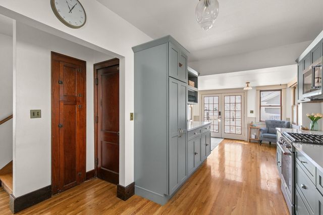 901 N B Street, Indianola, IA 50125