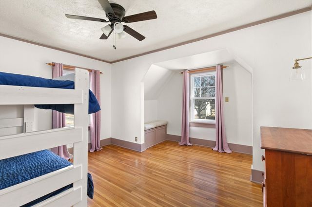 901 N B Street, Indianola, IA 50125