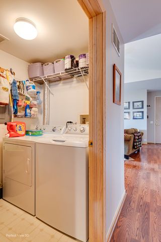 1761 PAVILION Way 503, Park Ridge, IL 60068