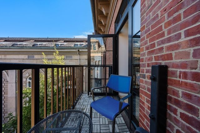 21 Father Francis Gilday St 402, Boston, MA 02118