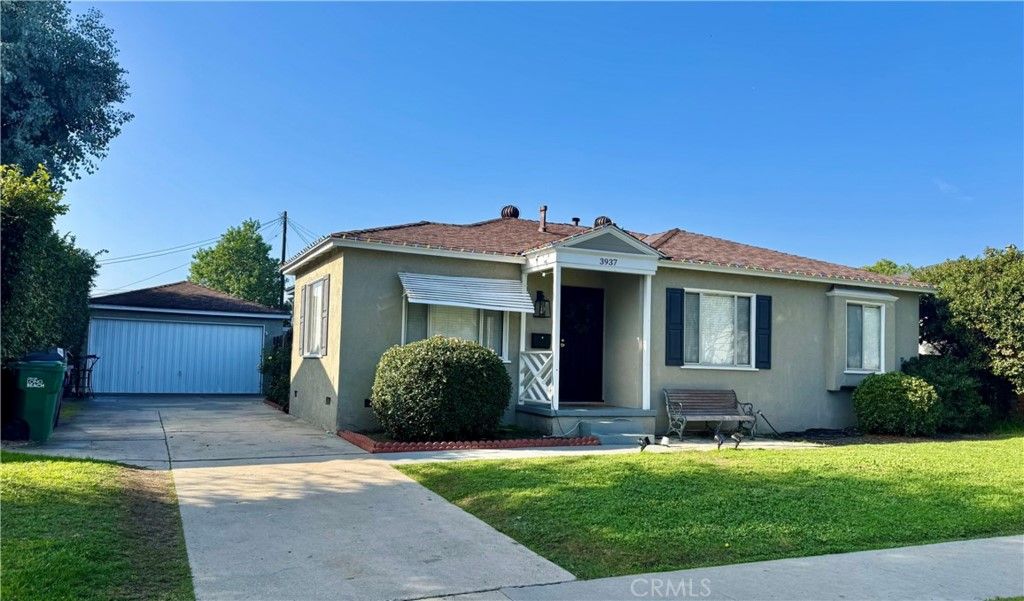 3937 Charlemagne, Long Beach, CA 90808