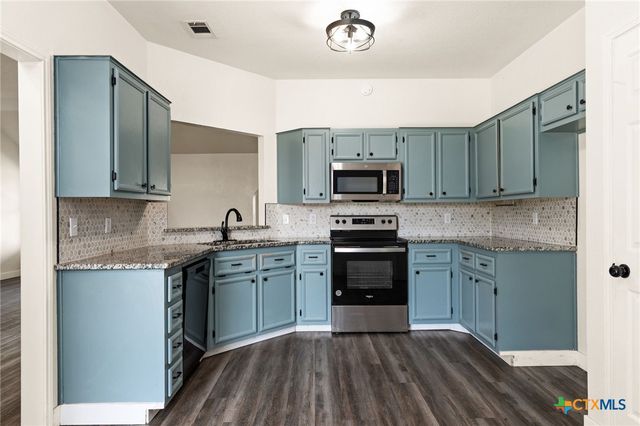 4906 Topsey Drive, Killeen, TX 76542