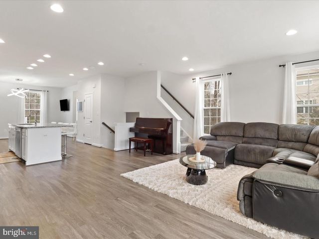 9083 CONNOR HOUSE RD, Manassas, VA 20110