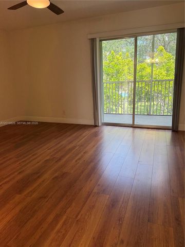 1551 SW 135th Ter 311G, Pembroke Pines, FL 33027