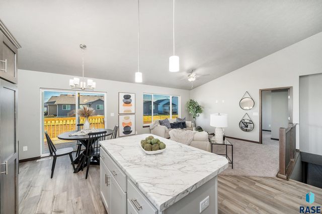 1512 W 26th St Street, Yankton, SD 57078