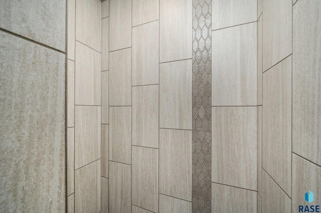 1512 W 26th St Street, Yankton, SD 57078