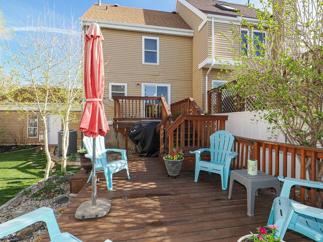 734 E GABLES ST, Midvale, UT 84047