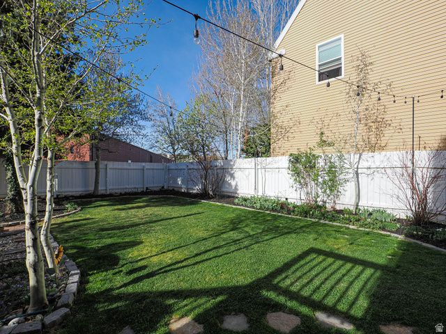 734 E GABLES ST, Midvale, UT 84047