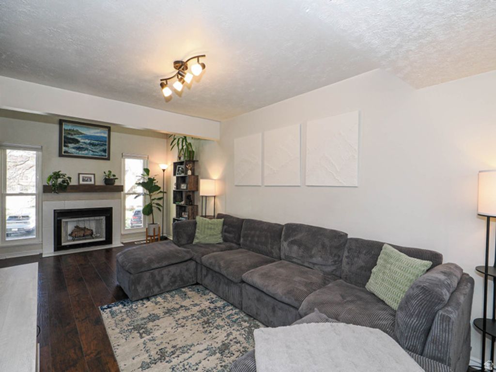 Image 17 of property listing at 734 E GABLES ST, Midvale, UT 84047