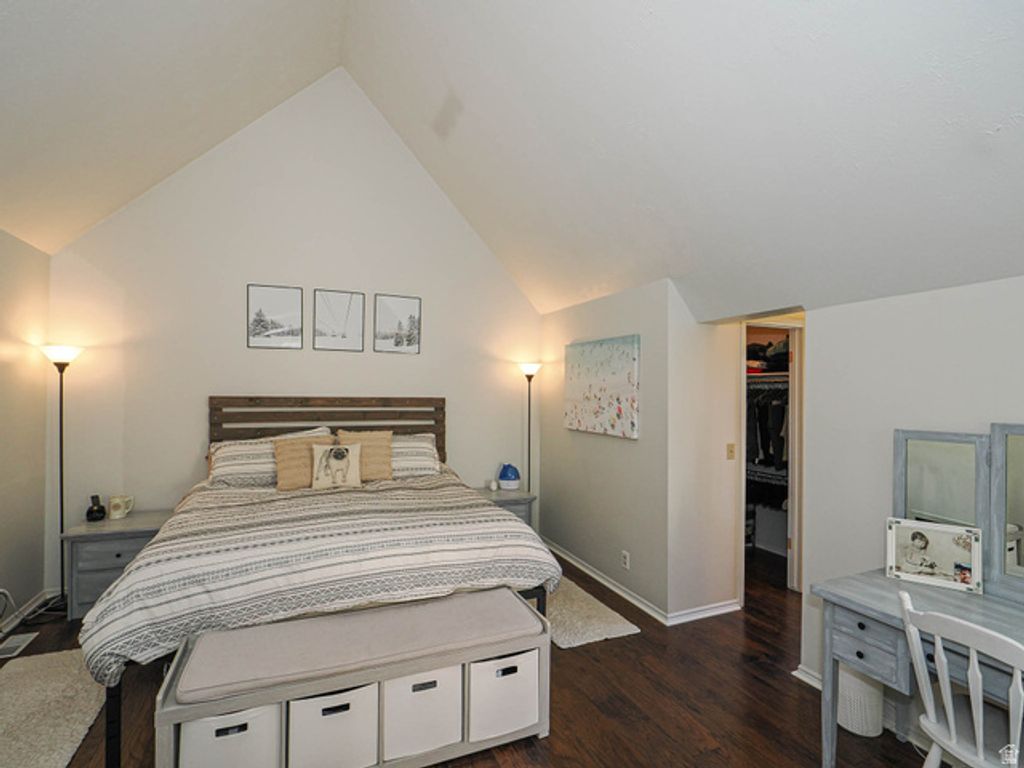 Image 18 of property listing at 734 E GABLES ST, Midvale, UT 84047