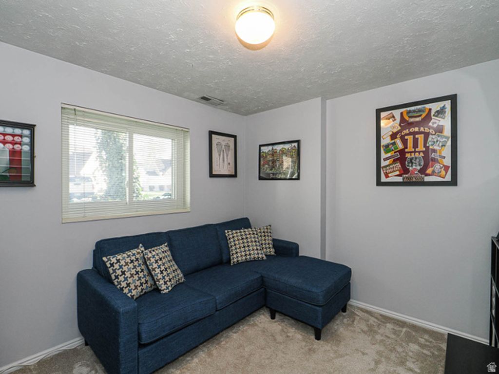 Image 27 of property listing at 734 E GABLES ST, Midvale, UT 84047