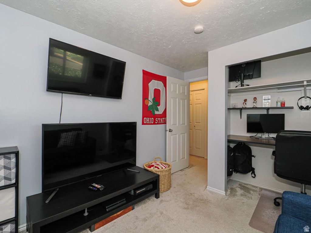 Image 29 of property listing at 734 E GABLES ST, Midvale, UT 84047