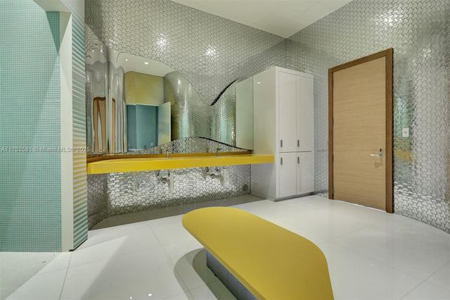 501 NE 31st St 910, Miami, FL 33137