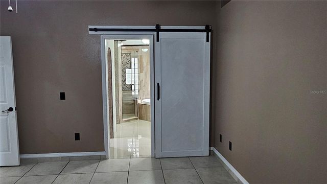 6053 GENTLE BEN CIRCLE, Wesley Chapel, FL 33544