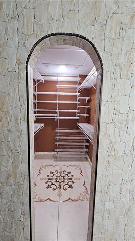 6053 GENTLE BEN CIRCLE, Wesley Chapel, FL 33544