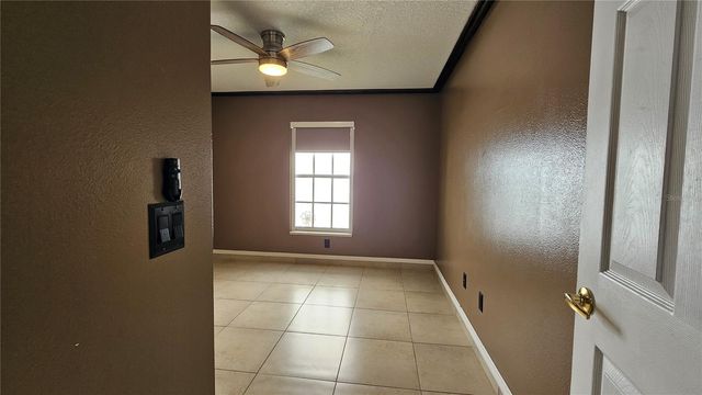 6053 GENTLE BEN CIRCLE, Wesley Chapel, FL 33544