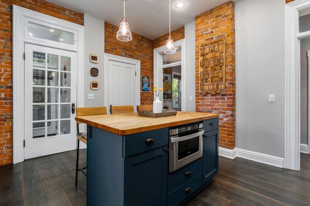 46 E Frankfort Street, Columbus, OH 43206