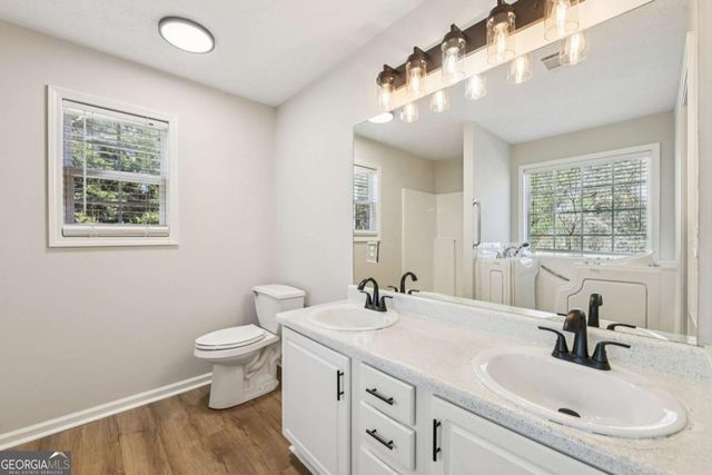 7091 Greenridge Drive, Loganville, GA 30052