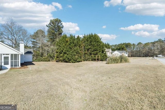 7091 Greenridge Drive, Loganville, GA 30052