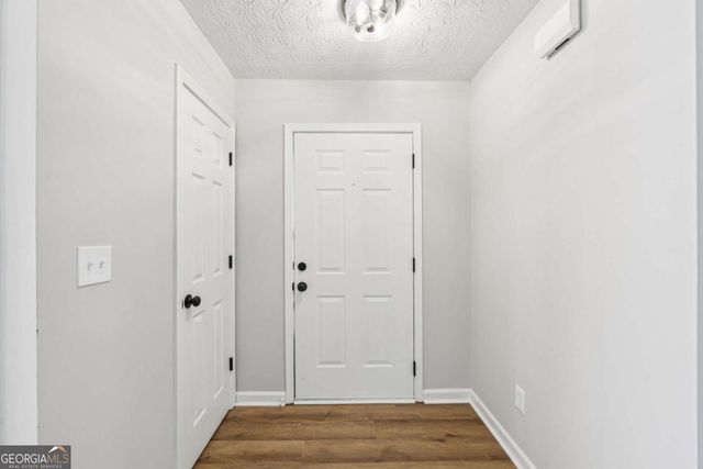 7091 Greenridge Drive, Loganville, GA 30052