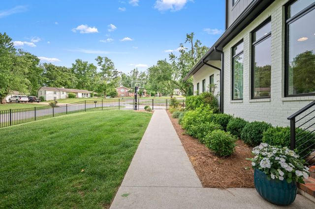 4401 Milesdale Ct, Nashville, TN 37204