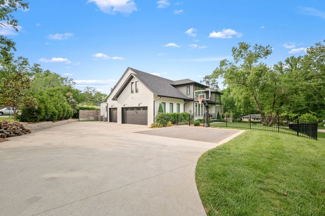 4401 Milesdale Ct, Nashville, TN 37204