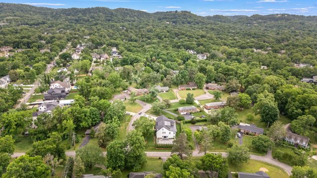 4401 Milesdale Ct, Nashville, TN 37204