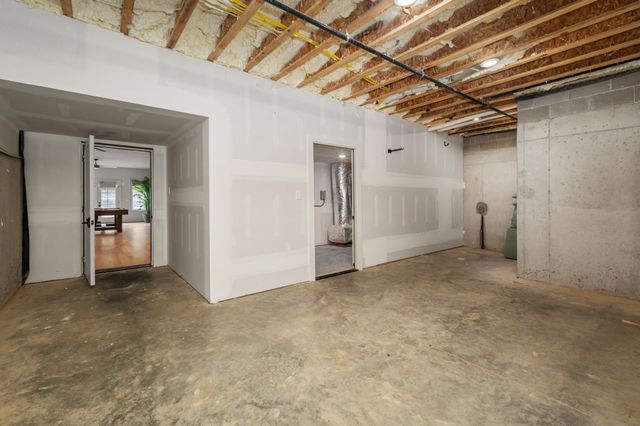 4401 Milesdale Ct, Nashville, TN 37204