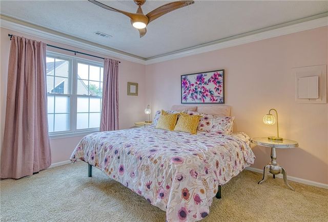 742 Brookside DR # 303, Newport News, VA 23602