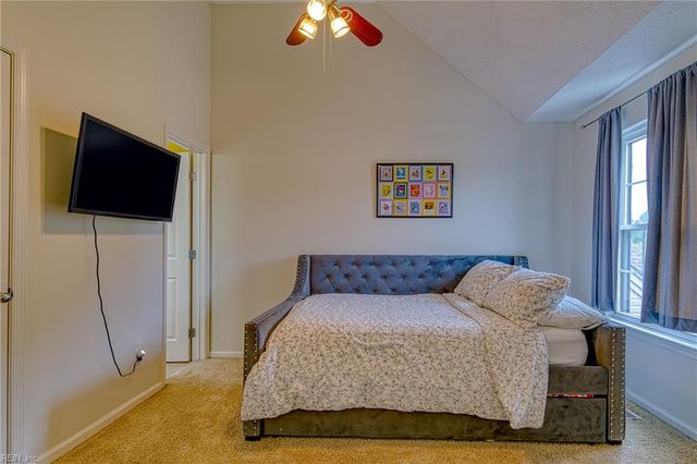 742 Brookside DR # 303, Newport News, VA 23602