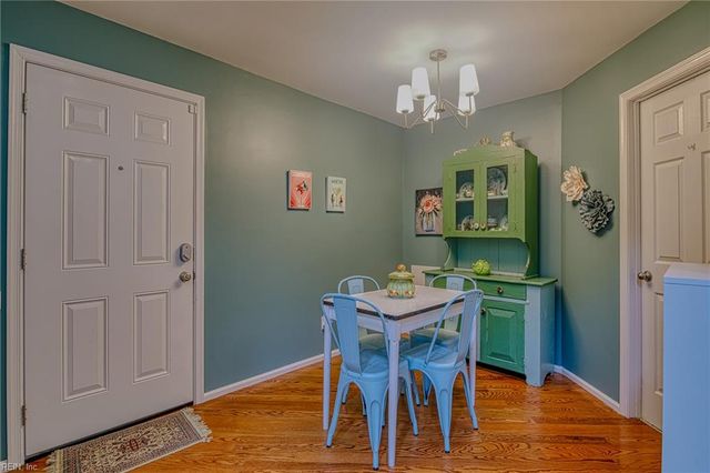 742 Brookside DR # 303, Newport News, VA 23602