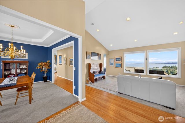 4621 Tanner View Drive, Clinton, WA 98236