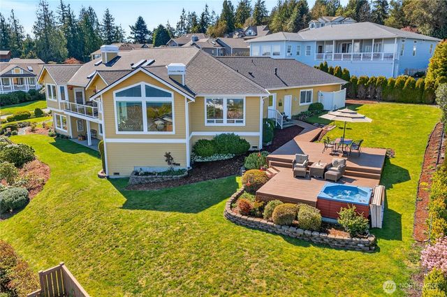 4621 Tanner View Drive, Clinton, WA 98236