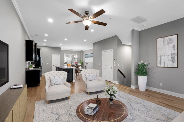 656 Coleman Boulevard 202, Mount Pleasant, SC 29464