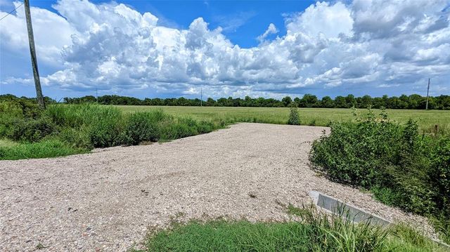 2113 Fm 770 S, Liberty, TX 77575