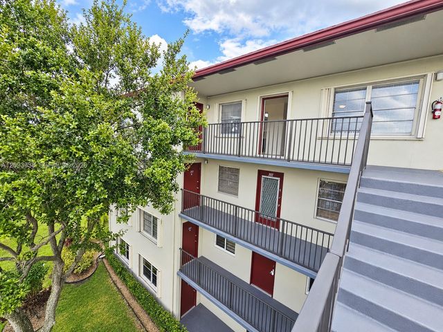 13250 SW 7th Court 402L, Pembroke Pines, FL 33027
