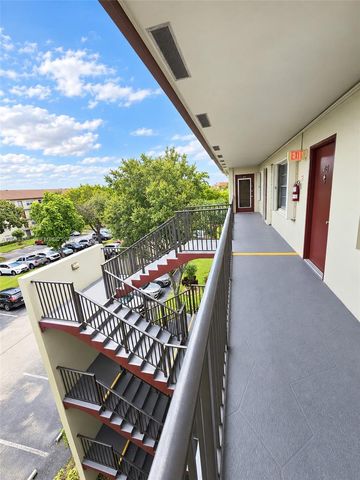 13250 SW 7th Court 402L, Pembroke Pines, FL 33027