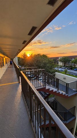 13250 SW 7th Court 402L, Pembroke Pines, FL 33027