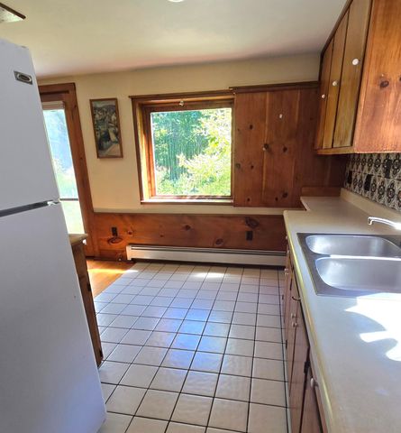 11 Rangeway Road, Deering, NH 03244