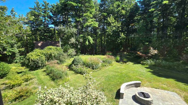 11 Rangeway Road, Deering, NH 03244