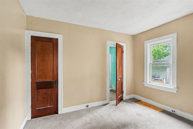 1701 Lay Boulevard, Kalamazoo, MI 49001