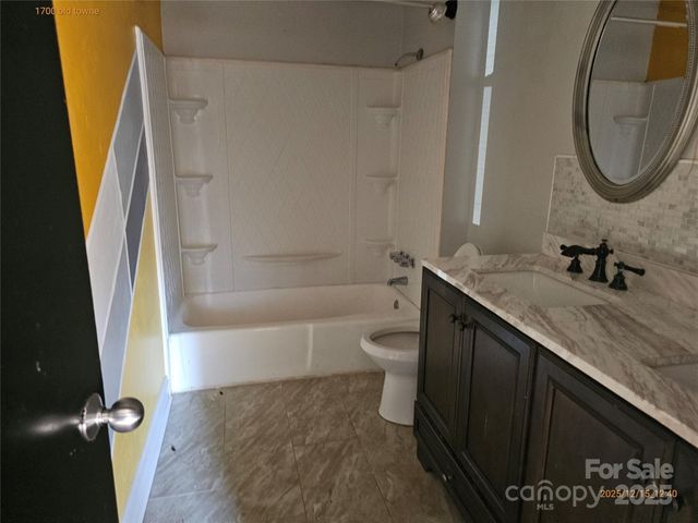 1700 Old Towne Court, Charlotte, NC 28217