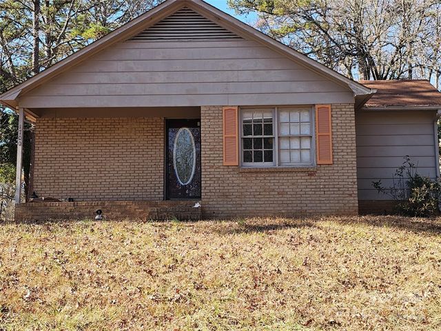 1700 Old Towne Court, Charlotte, NC 28217