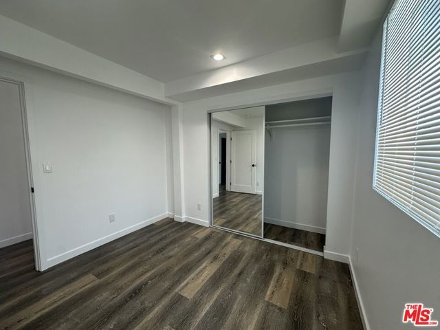869 Glenway Drive 8, Inglewood, CA 90302