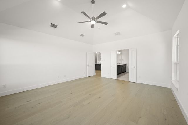 448 Willie Way, Burleson, TX 76028