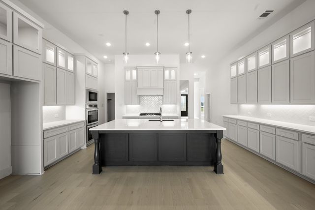 448 Willie Way, Burleson, TX 76028